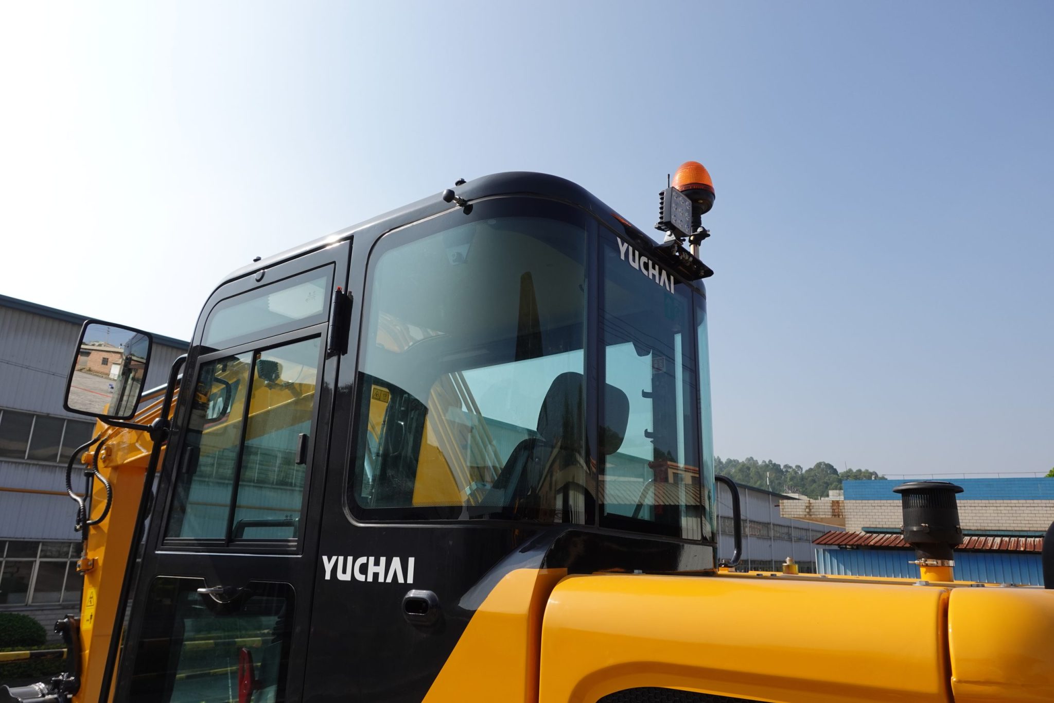 Excavator CT near me: Yuchai