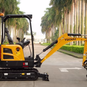 Yuchai excavator as viewed from left side